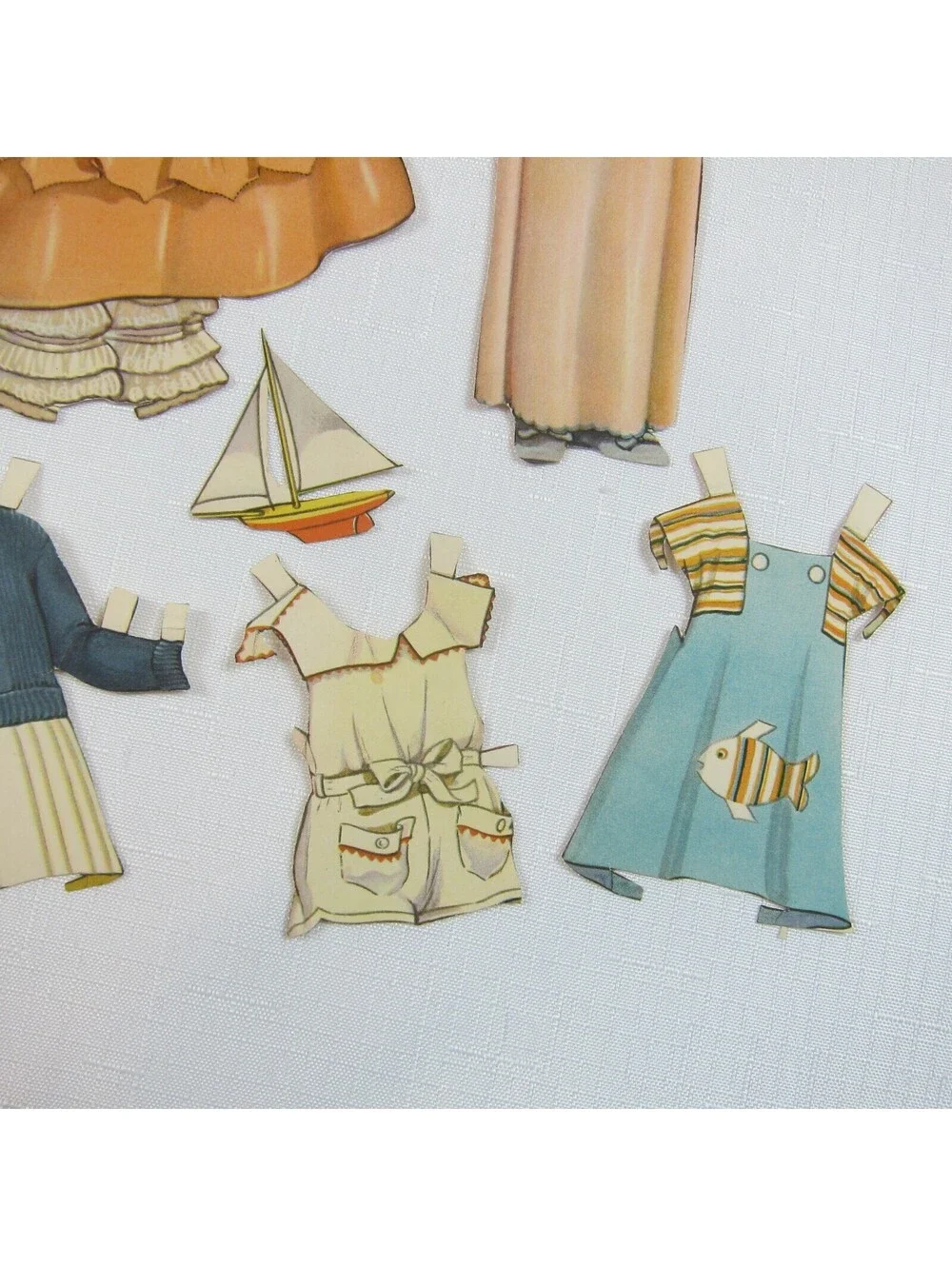 Vintage 1935 Shirley Temple Standing Paper Doll & Clothing Set Saalfield RARE